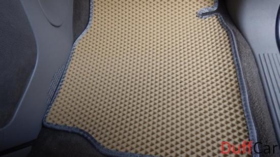 Автомобильные коврики Chevrolet Equinox (2004 - 2009)